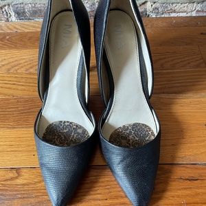 MIA Black Pumps